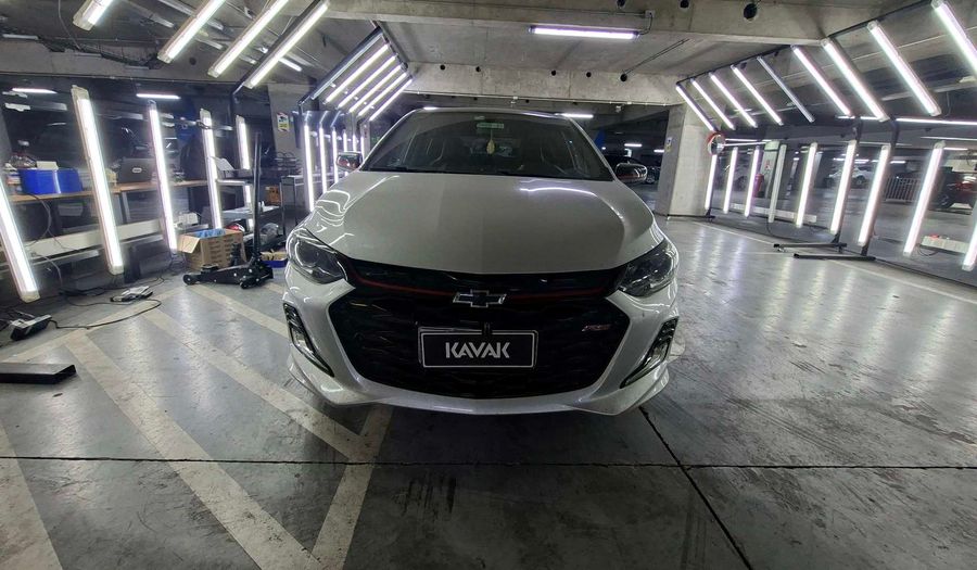 Chevrolet Onix 1.0T RS Hatchback 2021