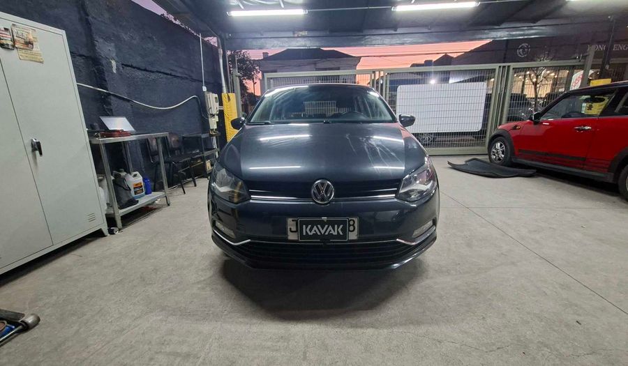 Volkswagen Polo 1.6 AUTO HIGHLINE Hatchback 2017