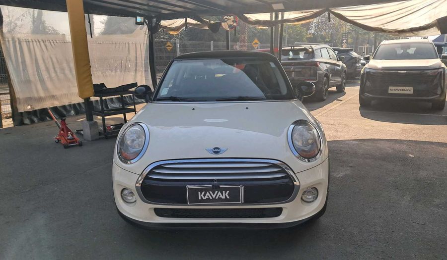 Mini Cooper 1.5 CLASSIC F56 MT Hatchback 2015