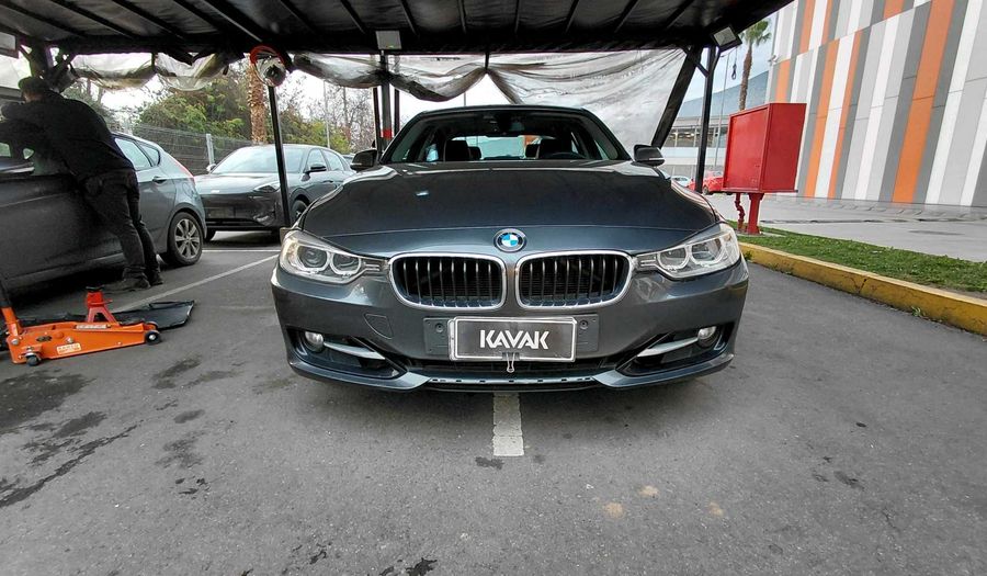 Bmw Serie 3 2.0 320I A SPORT Sedan 2013