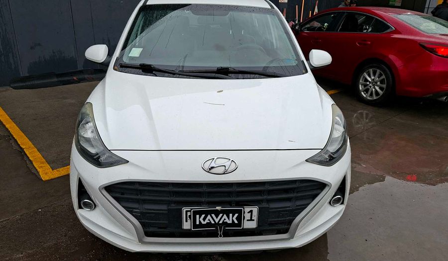 Hyundai Grand I10 1.2 PLUS Hatchback 2022