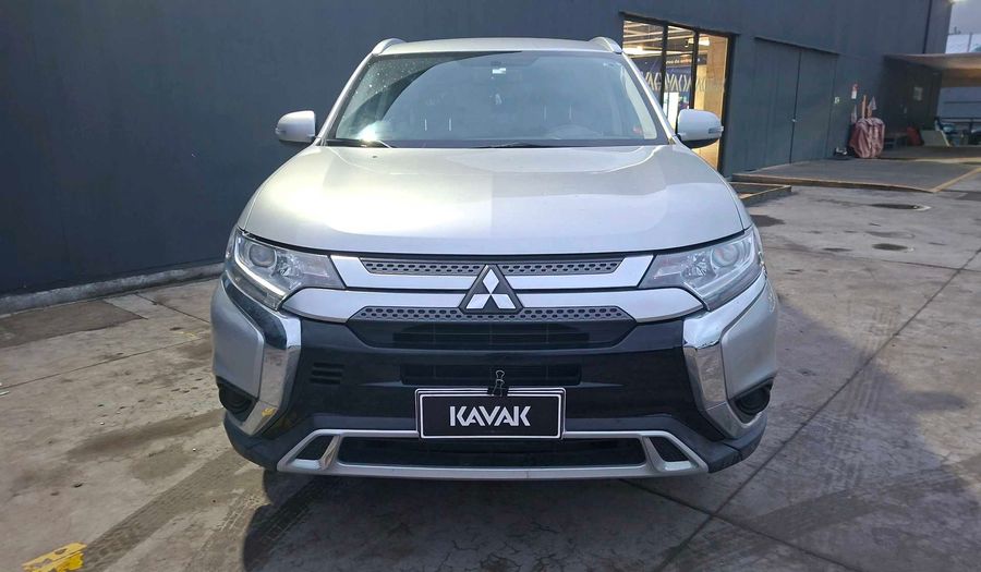 Mitsubishi Outlander 2.0 Suv 2023