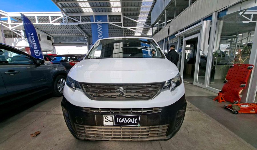 Peugeot Partner 1.6 HDI 90HP L2 Van 2022