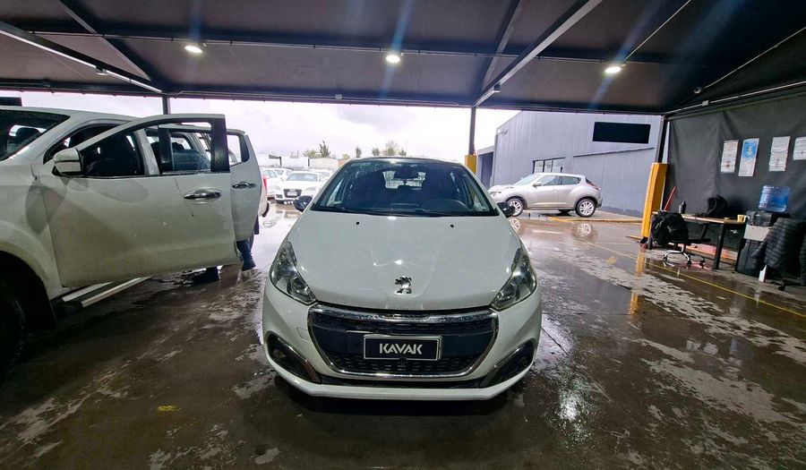 Peugeot 208 1.6 BLUEHDI 100 HP ALLURE PACK Hatchback 2018