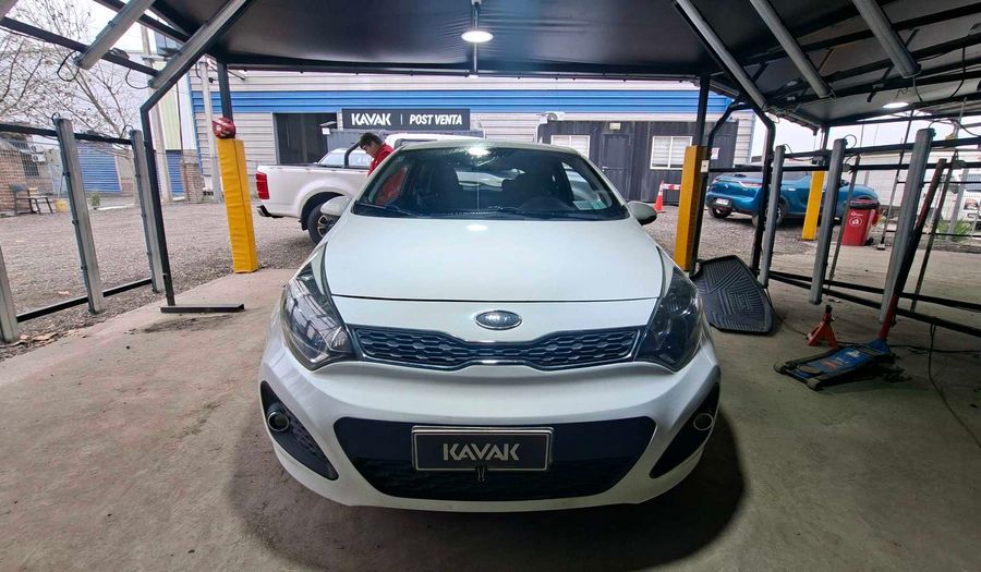 Kia Rio 3 1.4 EX AC DAB 3HB Hatchback 2012