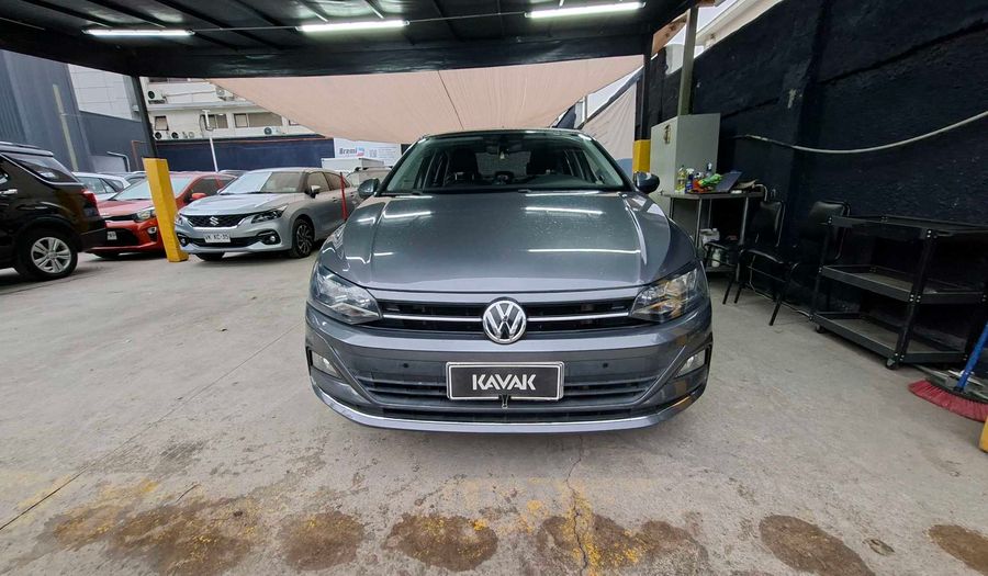 Volkswagen Virtus 1.6 HIGHLINE Sedan 2018