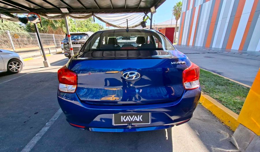 Hyundai Verna 1.4 PLUS Sedan 2021
