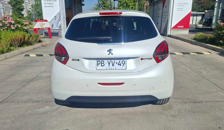 Peugeot 208 1.2 PURETECH 110 HP AUTO SIGNATURE + Hatchback 2020