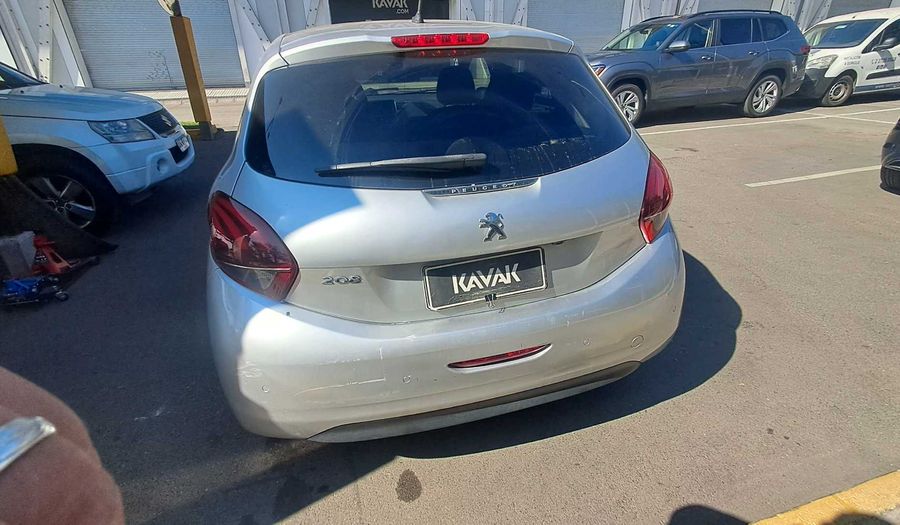 Peugeot 208 1.6 HDI 92 HP ALLURE PACK Hatchback 2017