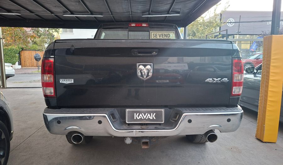 Dodge Ram 5.7 LARAMIE AUTO CREW CAB 4WD Pickup 2017