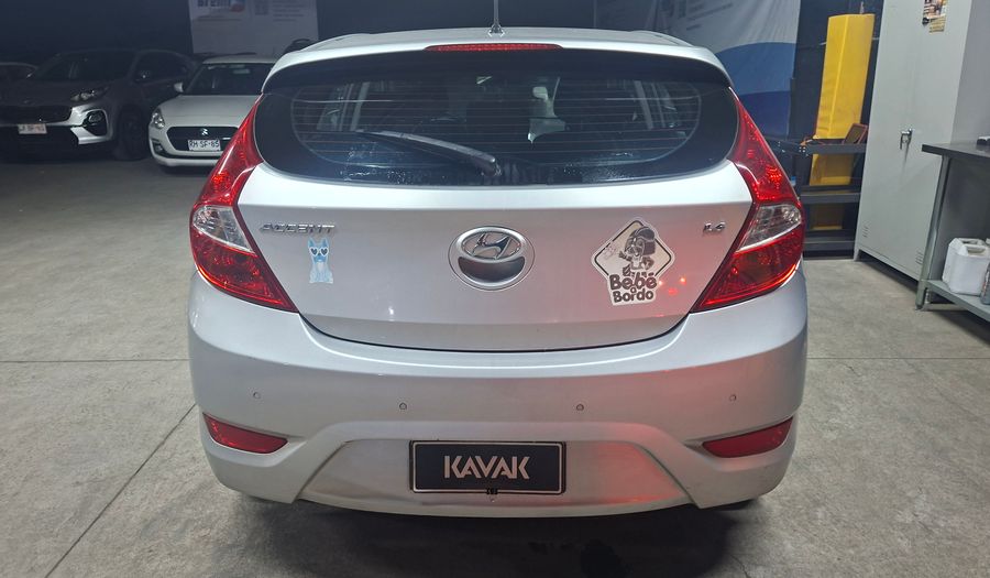Hyundai Accent 1.6 RB GLS FULL Hatchback 2015