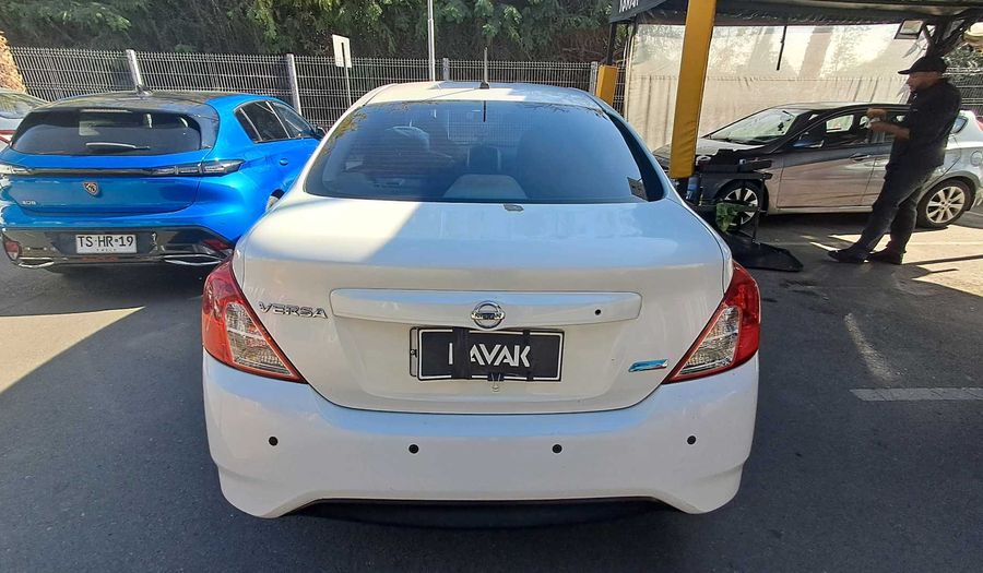 Nissan Versa 1.6 SENSE Sedan 2018