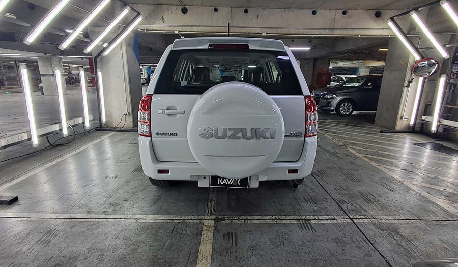Suzuki Grandnomade 2.4 GLX SPORT AUTO LTH 18I NAV 4WD Suv 2014