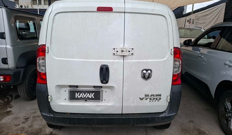 Ram Van 700 1.4 2022