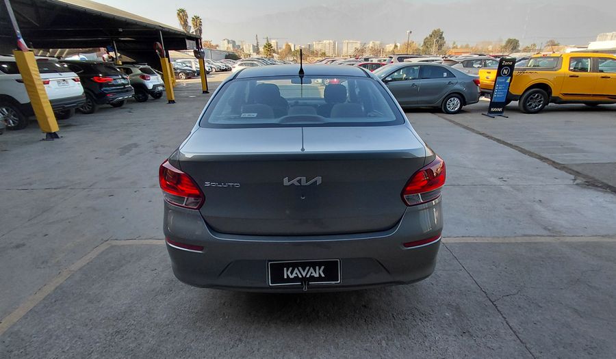Kia Soluto 1.4 EX HIGH Sedan 2026