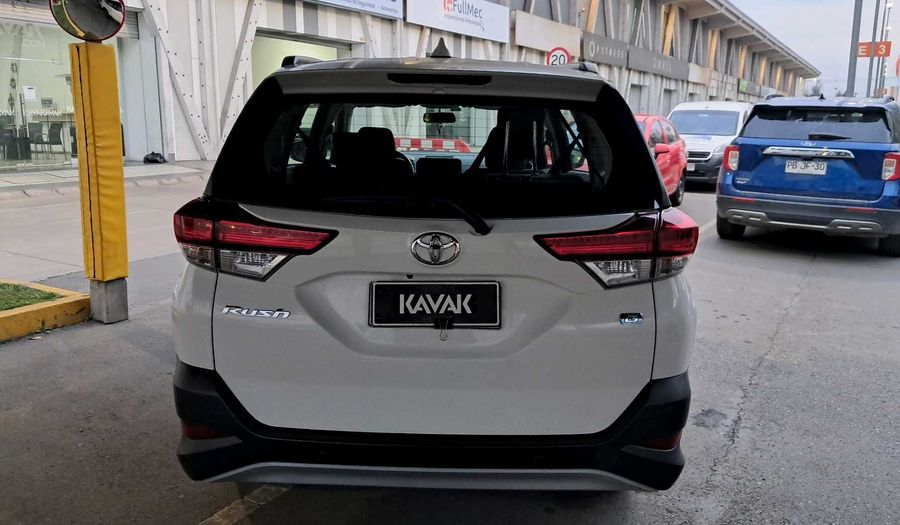 Toyota Rush 1.5 AUTO XLI Suv 2021