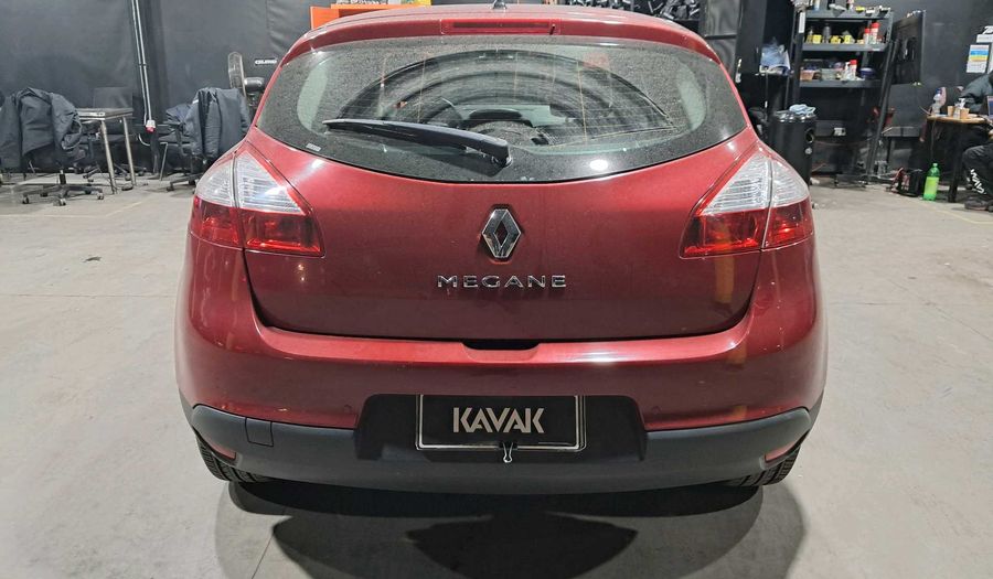 Renault Megane 2.0 16V DYNAMIQUE Hatchback 2014