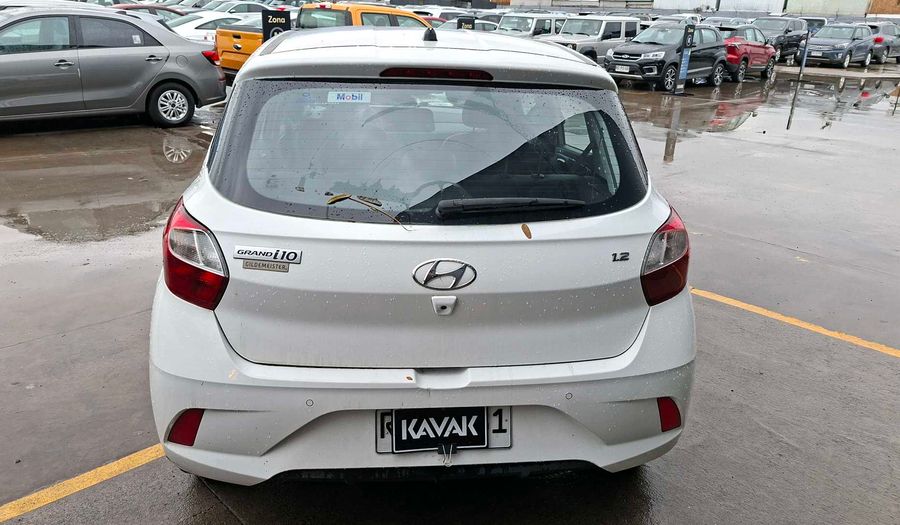 Hyundai Grand I10 1.2 PLUS Hatchback 2022