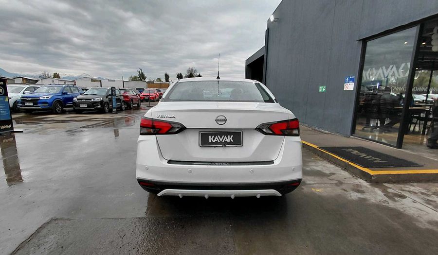 Nissan Versa 1.6 SENSE Sedan 2023