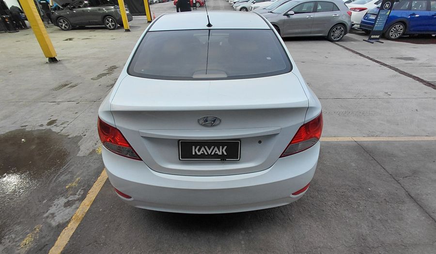 Hyundai Accent 1.4 RB GL AC Sedan 2015