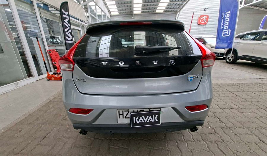 Volvo V40 1.6 T4 COMFORT Hatchback 2016