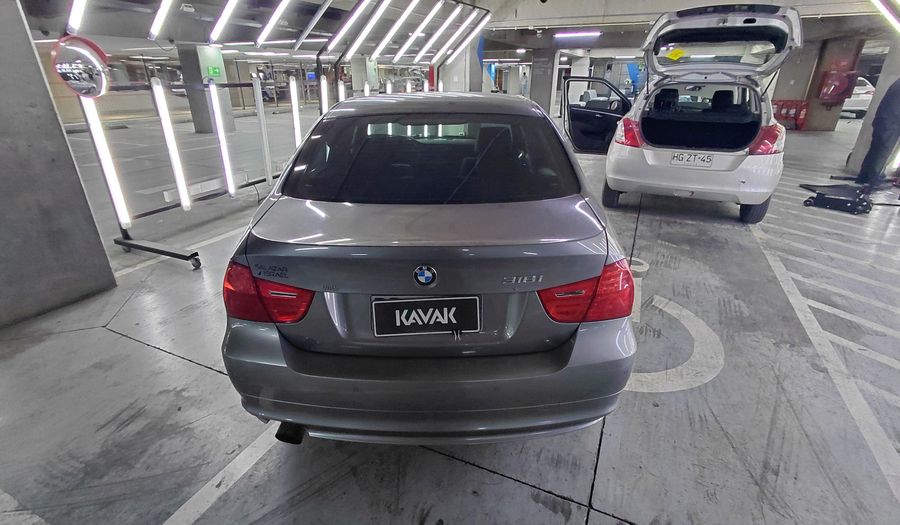 Bmw Serie 3 318I A AUTO Sedan 2012