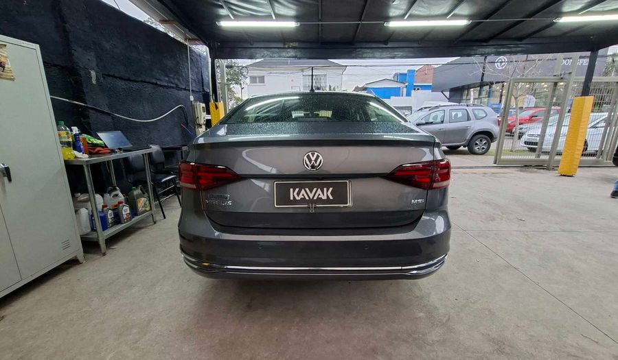 Volkswagen Virtus 1.6 HIGHLINE Sedan 2018