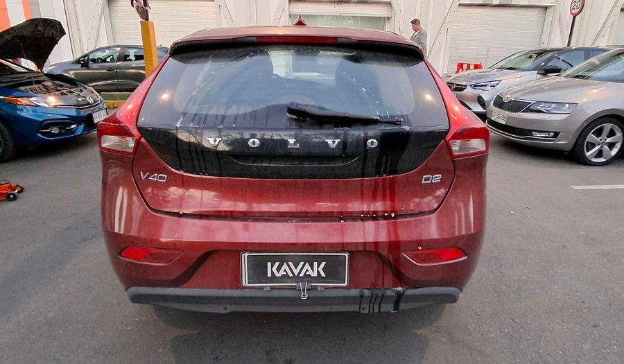Volvo V40 2.0 D2 AUTO Hatchback 2017