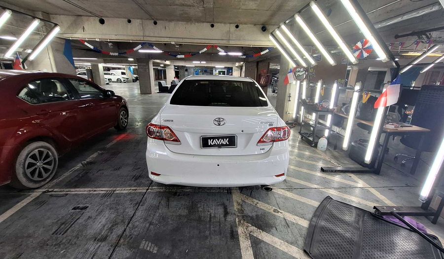 Toyota Corolla 1.6 GLI Sedan 2014