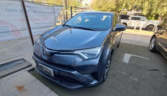 Toyota • RAV4