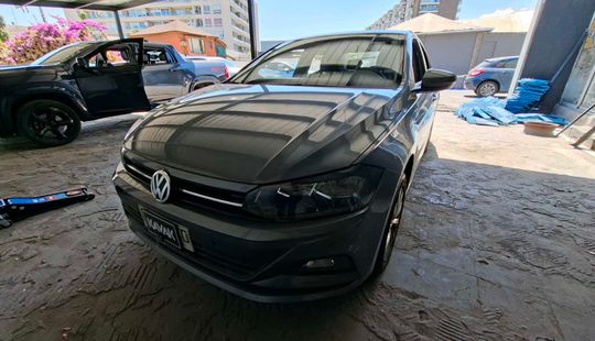 Volkswagen • Virtus