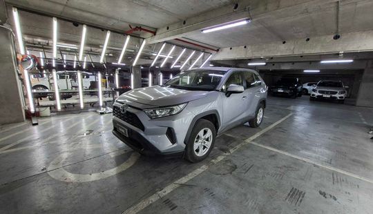 Toyota • RAV4