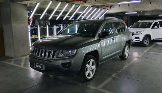 Jeep • Compass