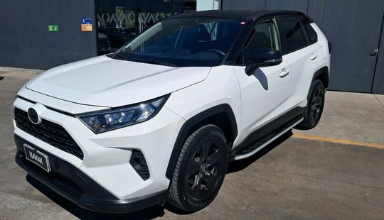 Toyota • RAV4