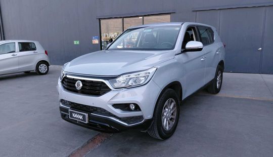 Ssangyong • Rexton