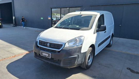 Peugeot • Partner