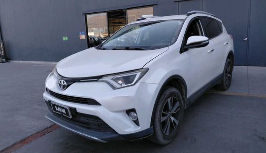 Toyota • RAV4