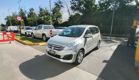 Suzuki • Ertiga
