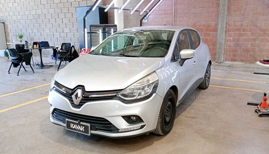 Renault • Clio