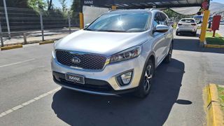 Kia • Sorento