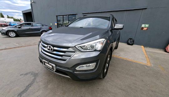 Hyundai • Santa Fe