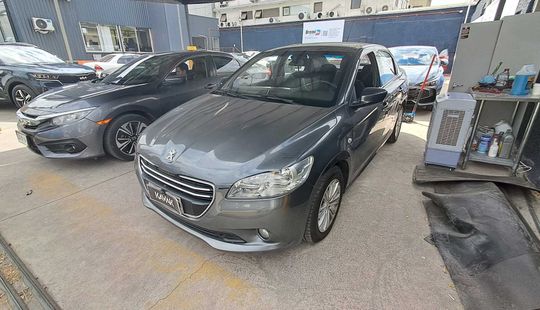 Peugeot • 301