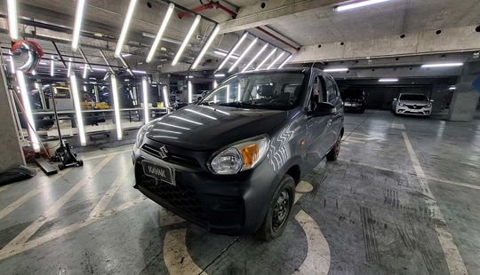 Suzuki • Alto