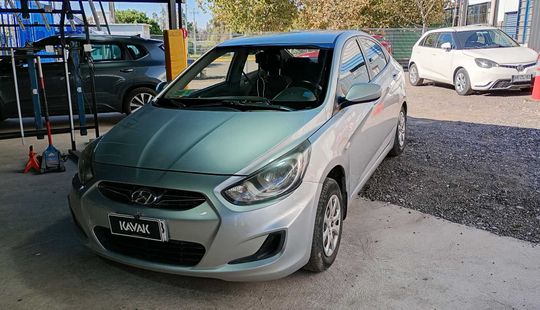 Hyundai • Accent