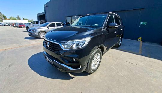 Ssangyong • Rexton