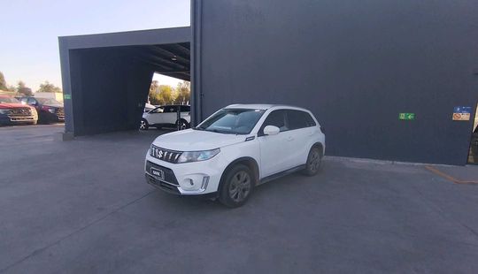 Suzuki • Vitara