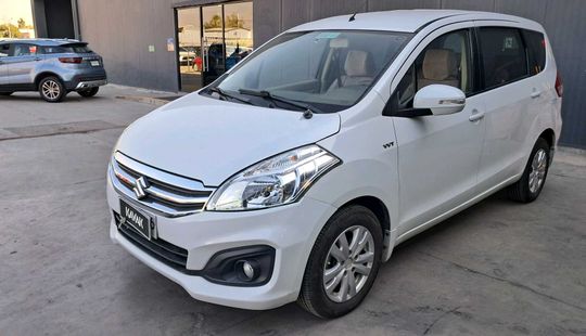 Suzuki • Ertiga