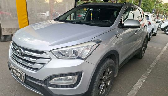 Hyundai • Santa Fe