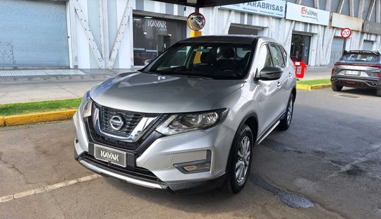 Nissan • X-Trail