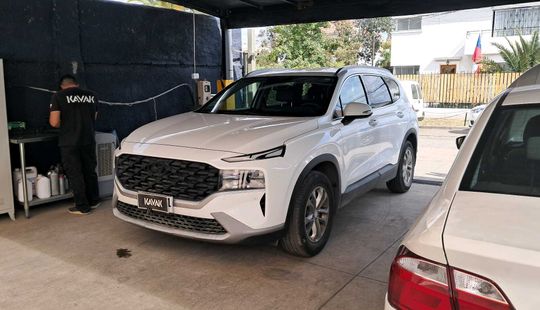 Hyundai • Santa Fe